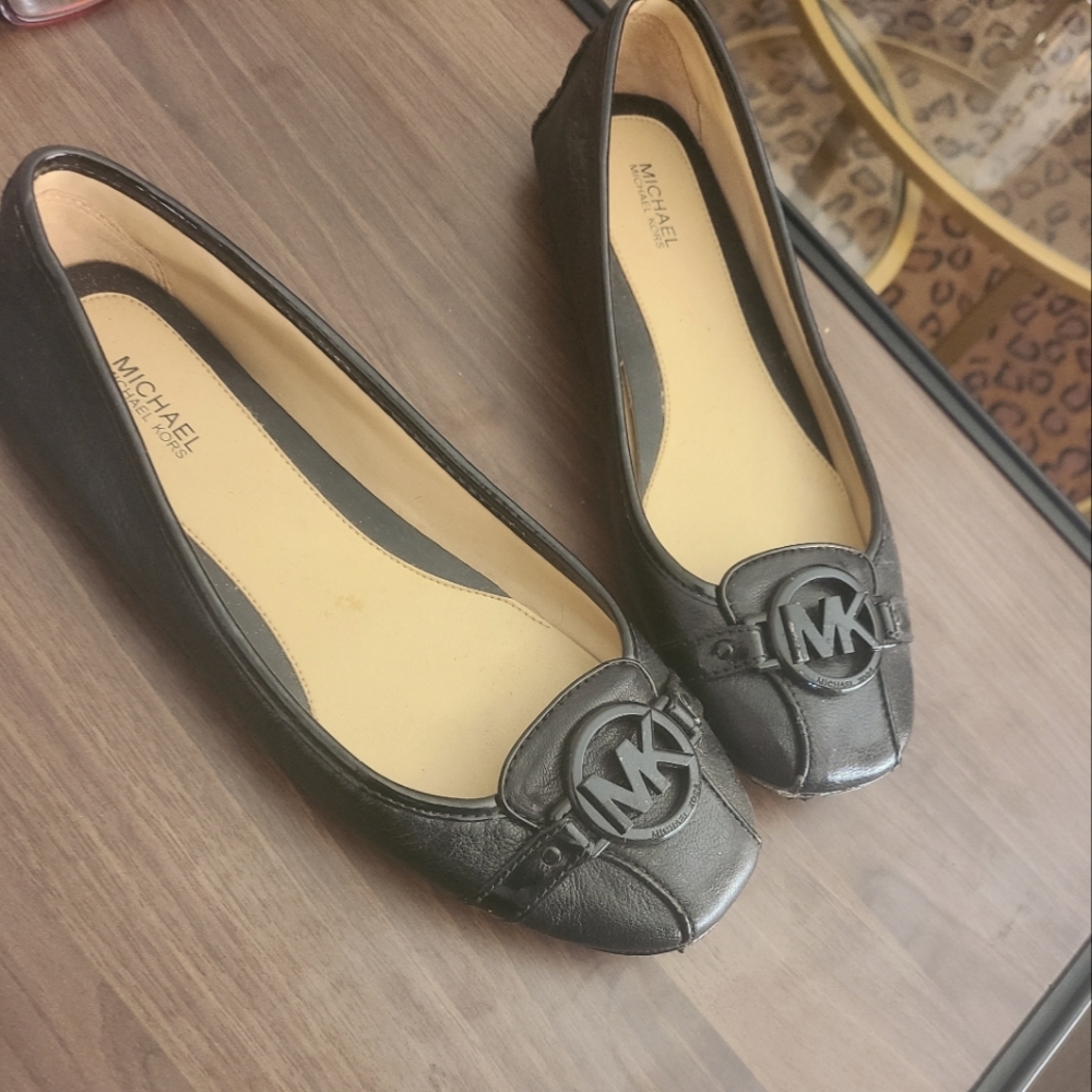 Michael kors ballet flats all black